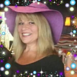 Meet your Posher, Lori